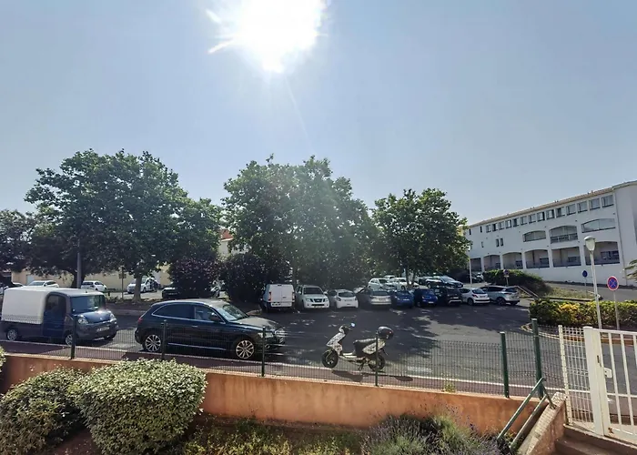 4 Pers, Cap D'agde, Proche - Fr-1-607-225 * Agde